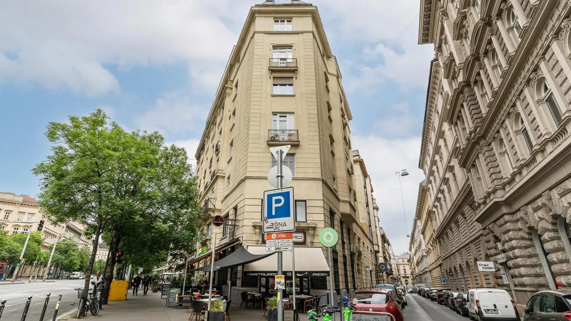 Amora Homes Breathless Panorama Basilica Suite With Balcony Need Reservation For Free Parking Budapest
